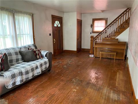 311 Wright St, Corry, PA 16407 photo 10