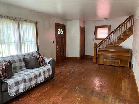 311 Wright St, Corry, PA 16407 photo 9