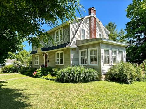 448 E Main St, Corry, PA 16407 photo 1