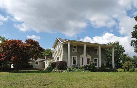 22771 Freyermuth Rd, Meadville, PA 16335