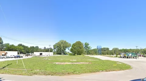2954 W Lake Rd, Erie, PA 16505