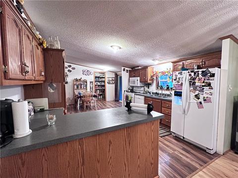 13541 W Smith St, Corry, PA 16407 photo 6