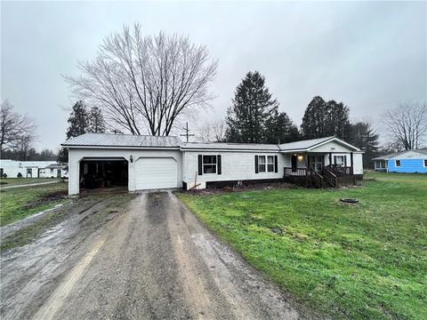 13541 W Smith St, Corry, PA 16407 photo 1