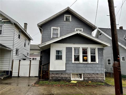 2420 Pennsylvania Ave, Erie, PA 16508
