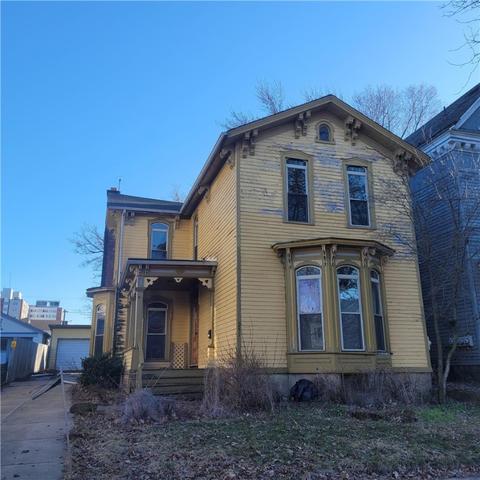 251 W 21st St, Erie, PA 16502