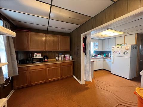 312 E Smith St, Corry, PA 16407 photo 5