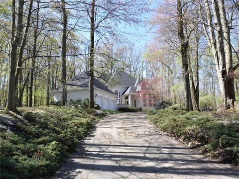 512 Jackson Park Dr, Meadville, PA 16335