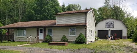 2089 New Rd, Waterford, PA 16441