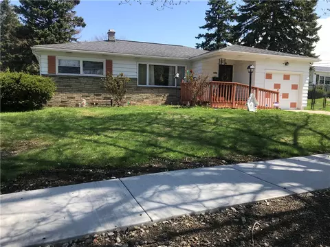 3325 Davison Ave, Erie, PA 16504