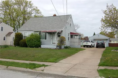 3821 Nancy Ave, Erie, PA 16510