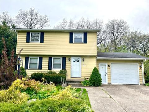 3712 Amherst Rd, Erie, PA 16506