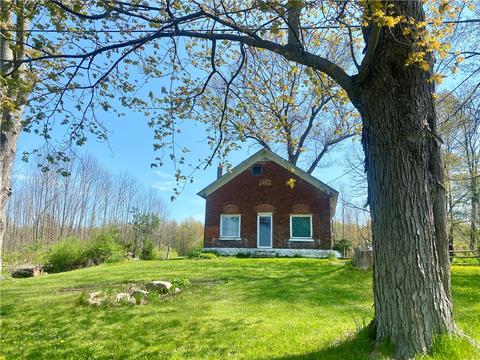 21228 Byham Rd, Meadville, PA 16335