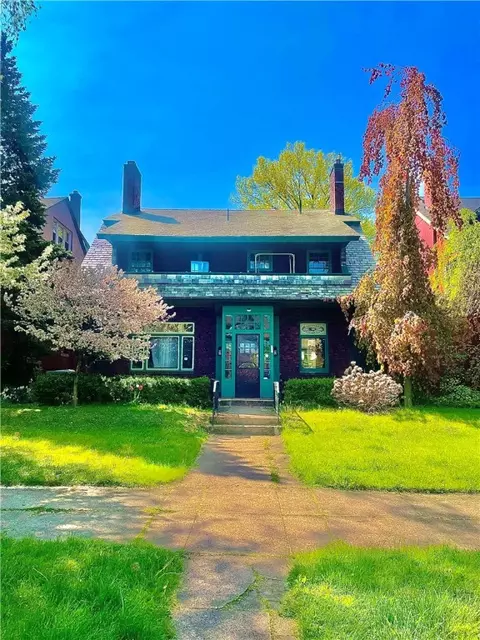 633 W 6th St, Erie, PA 16507