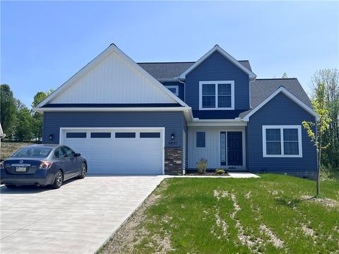 6837 Mulligan Ct, Erie, PA 16510