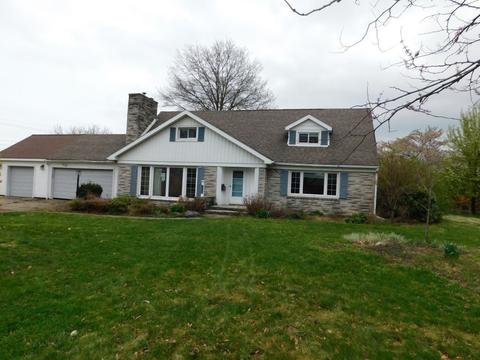 1153 Kerry Ln, Millcreek, PA 16505