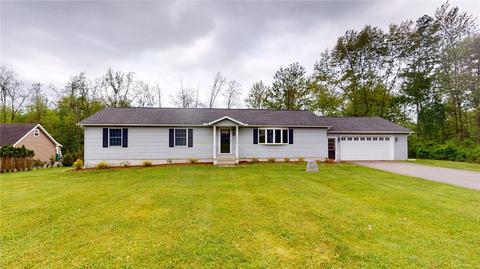 21671 Matthew Ln, Saegertown, PA 16433