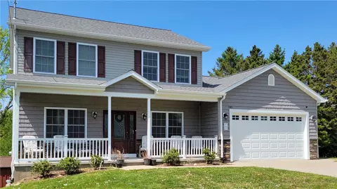 1142 Belleview Dr, Erie, PA 16504