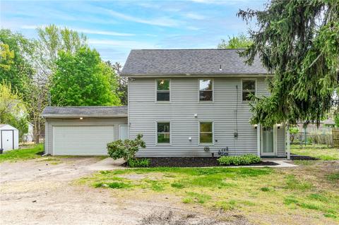 5043 W Lake Rd, Millcreek, PA 16505