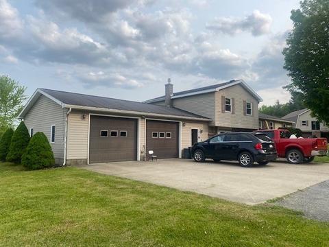 10136 Wattsburg Rd, Greene, PA 16509