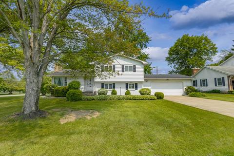 4686 Budd Dr, Erie, PA 16506