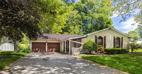 5605 Clinton St, Erie, PA 16509