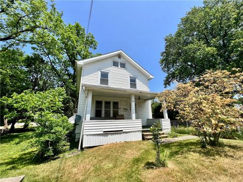 447 Pine St, Meadville, PA 16335