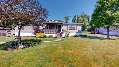 450 Snowbury St, Erie, PA 16509