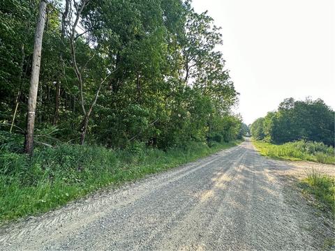 19741 Taylor Stand Rd, Centerville, PA 16404