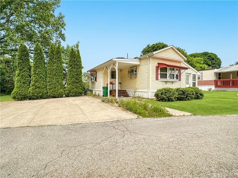 10644 W Main Rd #120, North East, PA 16428
