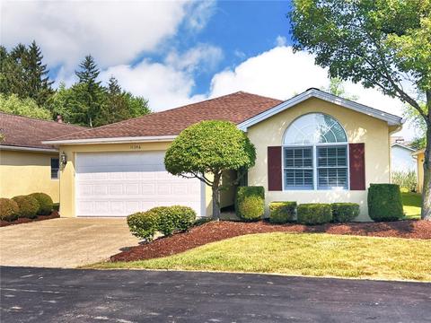 11346 Kirila Lake Dr, Conneaut Lake, PA 16316