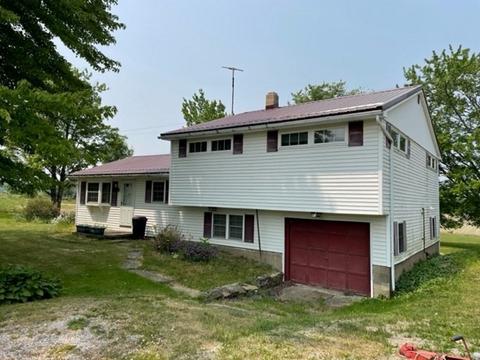 11330 Route 18 Rd, Albion, PA 16401