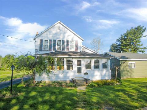 449 N Main St, Pleasantville, PA 16341