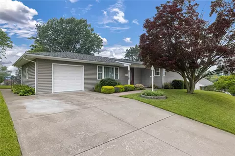 3836 Perry St, Erie, PA 16504