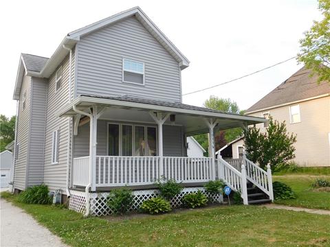 10336 Crane St, Cranesville, PA 16410