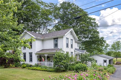 6330 Heidler Rd, Fairview, PA 16415