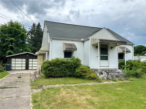 920 Clifton Dr, Erie, PA 16505