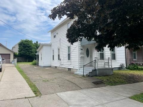 1117 E 8th St, Erie, PA 16503