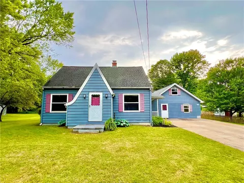3518 Mingo Ave, Erie, PA 16510