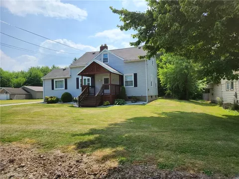 1142 Villa Sites Ave, Harborcreek, PA 16421
