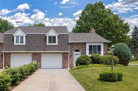 3233 Georgian Ct, Erie, PA 16506