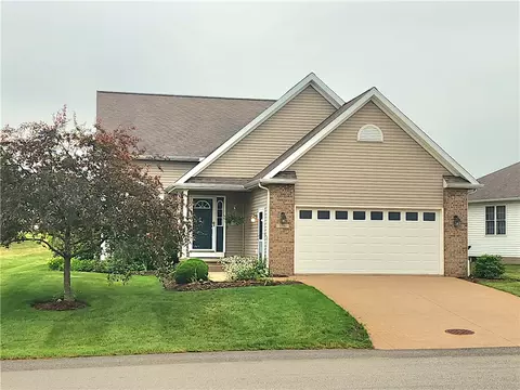 3731 Harbor Ridge Trl, Erie, PA 16510