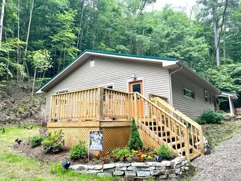 830 Daugherty Run Rd, Warren, PA 16365