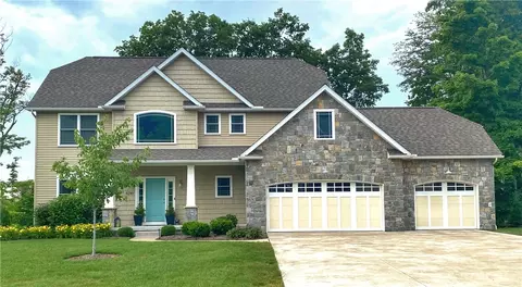 6341 Pond View Rd, Fairview, PA 16415