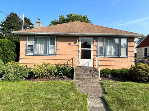 1149 E 34th St, Erie, PA 16504