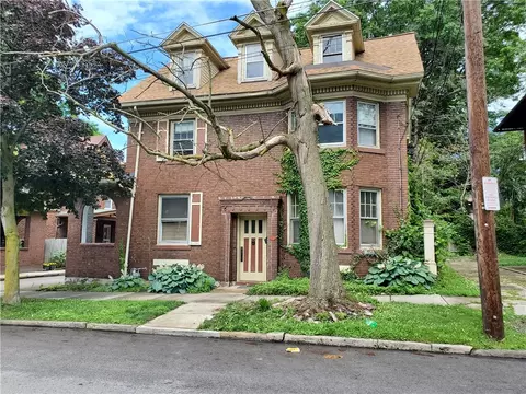 821 Poplar St, Erie, PA 16502
