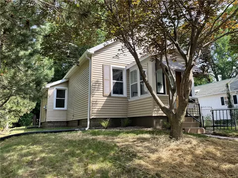 834 E 7th St, Erie, PA 16503