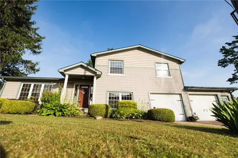 2374 Edinboro Rd, Erie, PA 16509