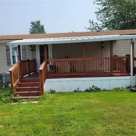 3 Virginia Ct, Mckean, PA 16426