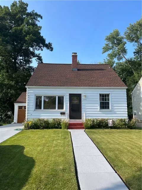 3910 Iroquois Ave, Erie, PA 16511