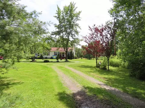 2140 County Line Rd, Hadley, PA 16130